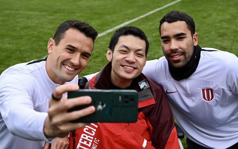 只给顶薪 不符合周定洋的打工逻辑！为大合同奔跑 不是某一个城市