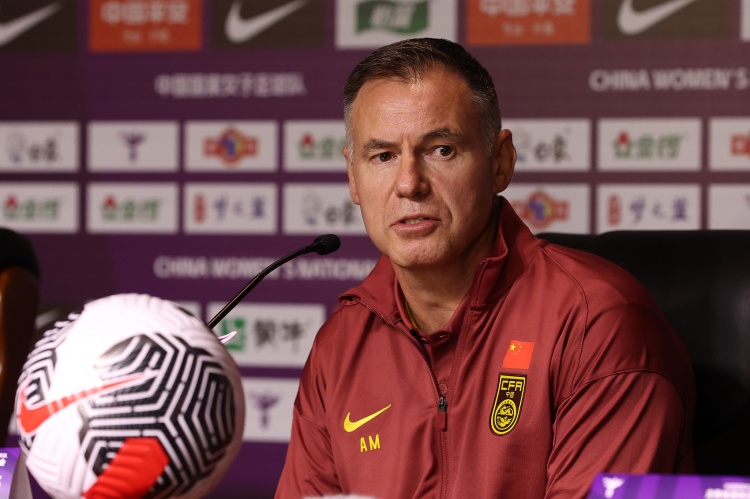 开云电子-0-8英格兰！东体：热身赛惨败不足以触发米利西奇免责解约条件