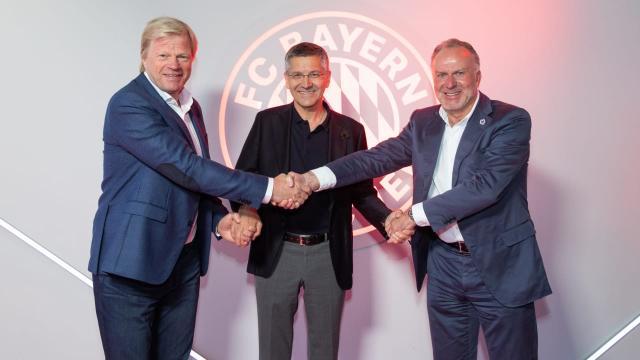 开云电子-“两巨头时代”落幕，鲁梅尼格：坐回赫内斯身边吐槽